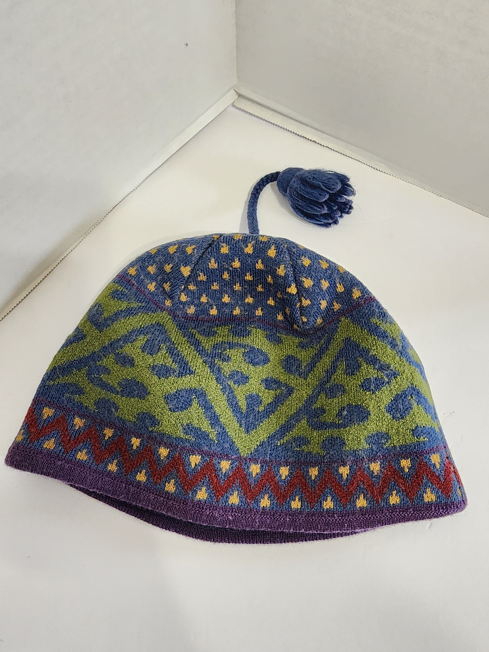 Vintage Patagonia Kids 8 Geometric Tassel Fleece Lined Beanie